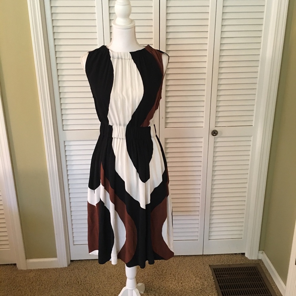 Kate Spade New York Elegant Rio Black, White, and Brown Women's Crepe Dress